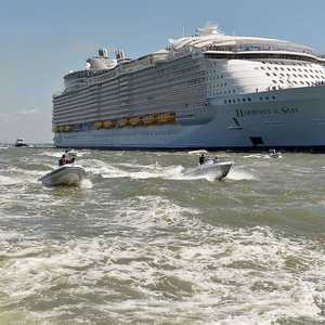 تعد أكبر سفينة سياحية في العالم