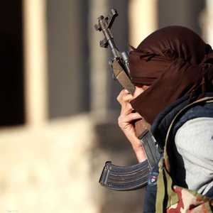 أحد أفراد قوات سوريا الديمقراطية