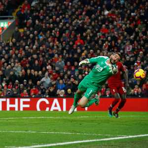 محمد صلاح يسجل الهدف الأول لليفربول