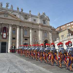 عدد من الباباوات زاروا دولا عربية