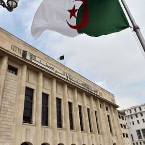 الرئيس بوتفليقة لم يحسم بعد أمر ترشحه للانتخابات