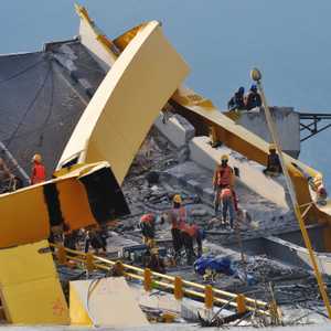 إندونيسيا شهدت قبل أسابيع موجات مد مدمرة