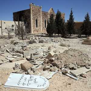 ترك تنظيم داعش العديد من المقابر الجماعية بالمدينة