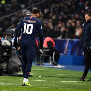 خرج نيمار من ملعب اللقاء باكيا