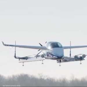 بوينغ تكشف النقاب عن "السيارة الطائرة"