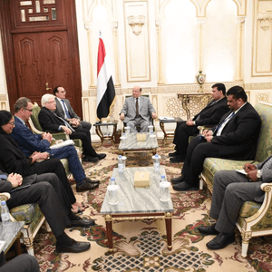 هادي يستقبل غريفيث وكاميرت