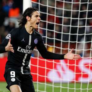 إدينسون كافاني سجل هدفين خلال اللقاء