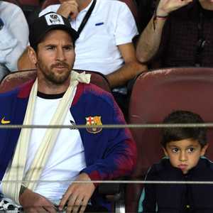 ميسي وابنه تياغو