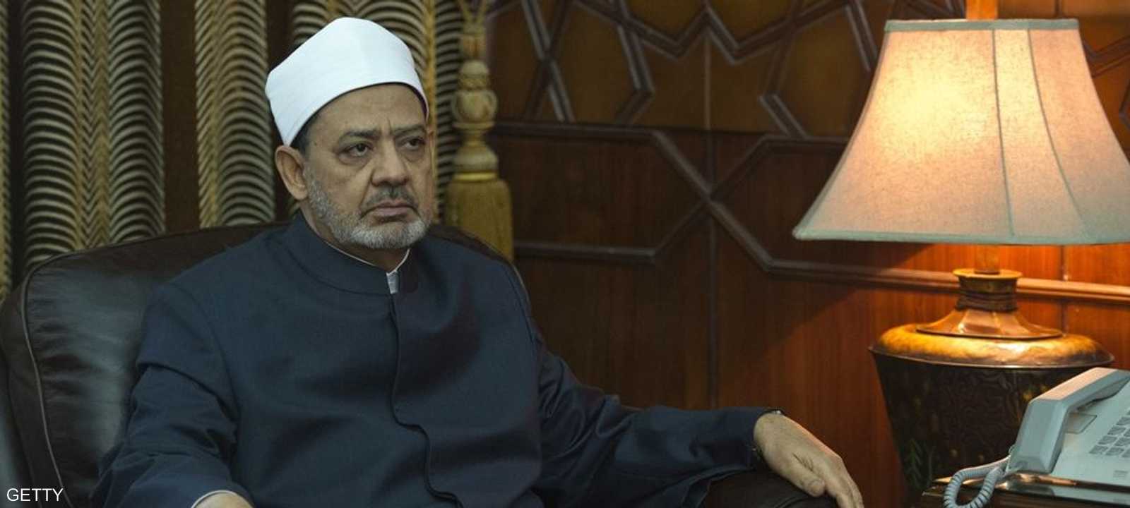 الطيب يتولى منذ عام 2010 رئاسة الأزهر.