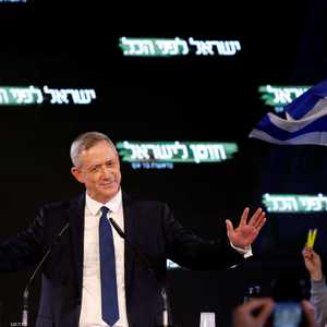 بيني غانتز يتقدم في استطلاعات الرأي