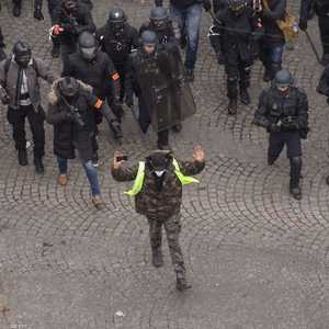 استخدام السلطات للأسلحة لا يشكل "هجوما خطيرا"