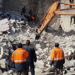 المبنى المنهار يقع في حي صلاح الدين بمحافظة حلب