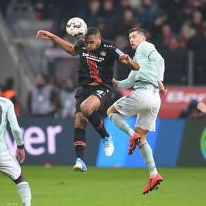 بايرليفركوزن يكتسح البايرن ميونخ بثلاثية