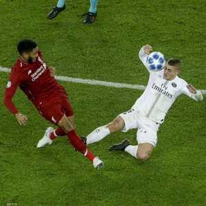 مدافع ليفربول "غوميز" يخضع لعملية جراحية