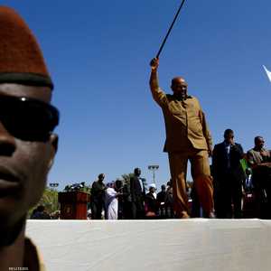 البشير: "الأمن والاستقرار" متلازمان مع التنمية