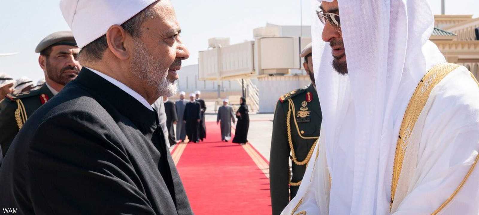 محمد بن زايد يودع شيخ الأزهر