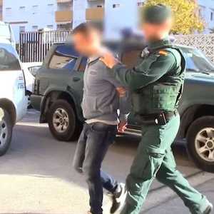 الشرطة الإسبانية تعتقل أعضاء في المافيا الإيطالية