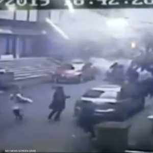 لحظة انهيار المبنى في تركيا