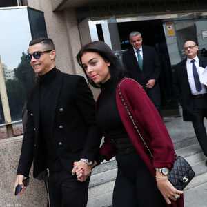 رونالدو وصديقته جورجينا رودريغيز