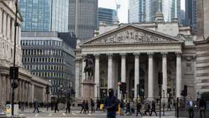 بنك إنجلترا يتوقع زيادة تدريجية في أسعار الفائدة