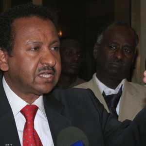 مصطفى عثمان إسماعيل حذر من تخريب البلاد