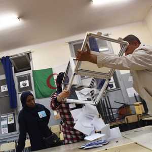 طلب ما مجموعه 186 شخصا وثائق لإعلان ترشيحهم