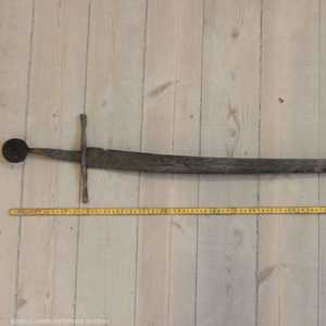 يعتقد أن السيف شهد العديد من المعارك الدنماركية