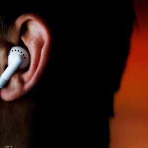 نصحت المنظمة بألا يستمع الناس لموسيقى صاخبة لفترة طويلة