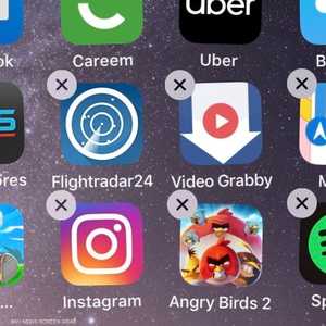 تطبيقات مزيفة تحرم الشركات من أرباحها