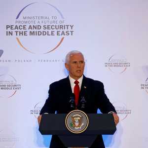 نائب الرئيس الأميركي مايك بنس في مؤتمر وارسو