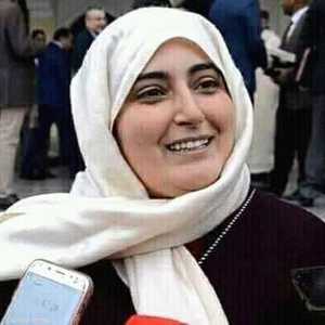 المتبرعة دعت الميسورين إلى التبرع لفائدة مشاريع اجتماعية