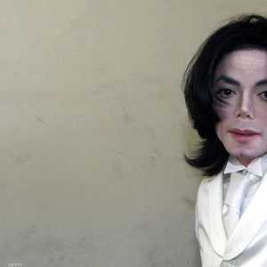 اتهامات مشينة تلاحق جاكسون حتى بعد وفاته