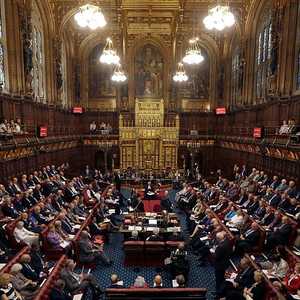 انشقاق نائبات بريطانيات عن "الحزب الحاكم"