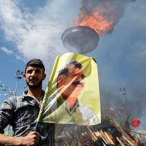 يعتقل أوجلان الزعيم التاريخي لأكراد تركيا في جزيرة إيمرالي