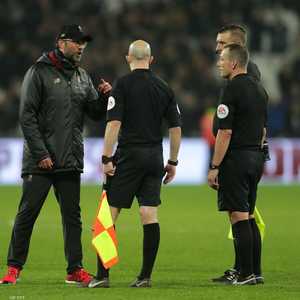 كلوب انتقد حكم مباراة ليفربول ووست هام