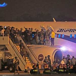 تم بسلام إجلاء كل الركاب