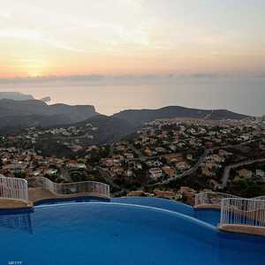 مدينة فالنسيا الإسبانية