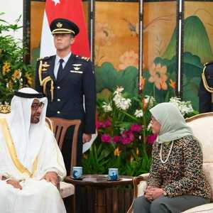 رئيسة سنغافورة رحبت بزيارة الشيخ محمد بن زايد (وام)