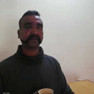 باكستان تنوي إطلاق الطيار الهندي الجمعة