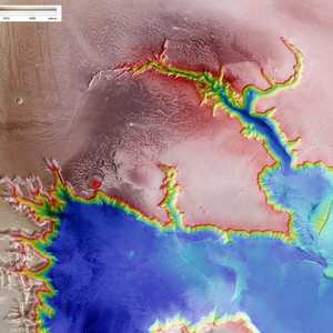 صورة لوكالة الفضاء الأوروبية كدليل على وجود المياه بالمريخ