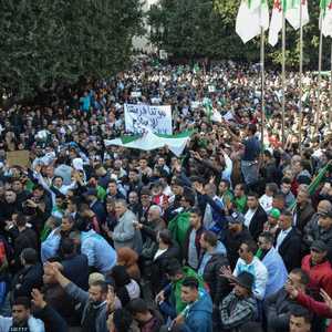 انتخابات الجزائر.. قرب غلق الترشح وسط اتساع المظاهرات