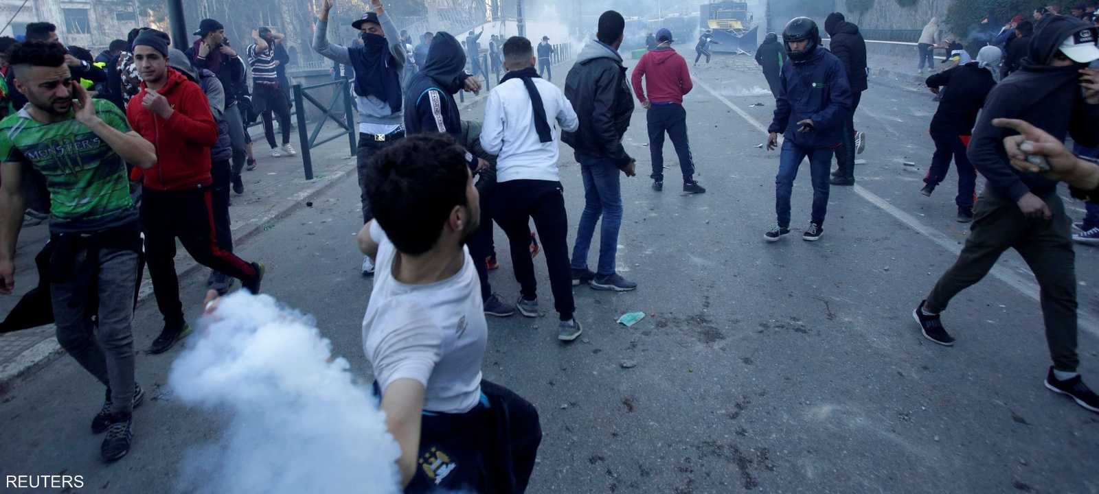 جانب من التظاهرات في الجزائر