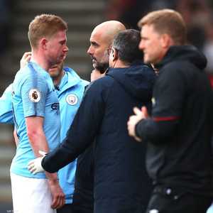 دي بروين خرج مصابا