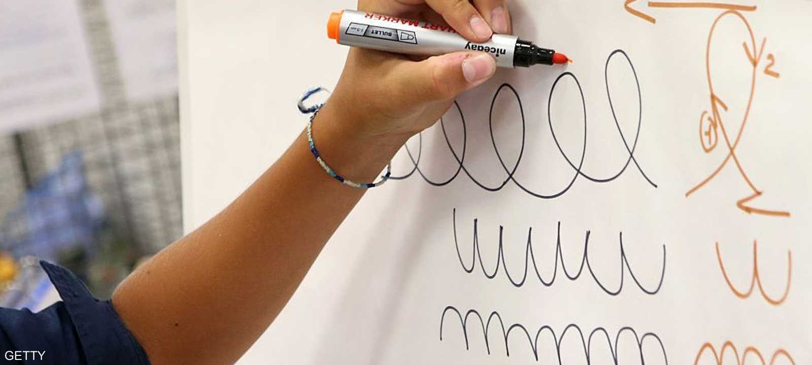 الأشخاص العُسر يحققون أداء أفضل في مادة الرياضيات