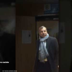 ناصر بوتفليقة.. يزيد غموض مكان الرئيس الجزائري