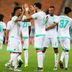 عمر السومة يقود الأهلي لعبور السد القطري