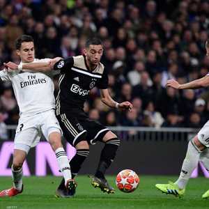 حكيم زياش توج بأفضل لاعب في الدوري الهولندي