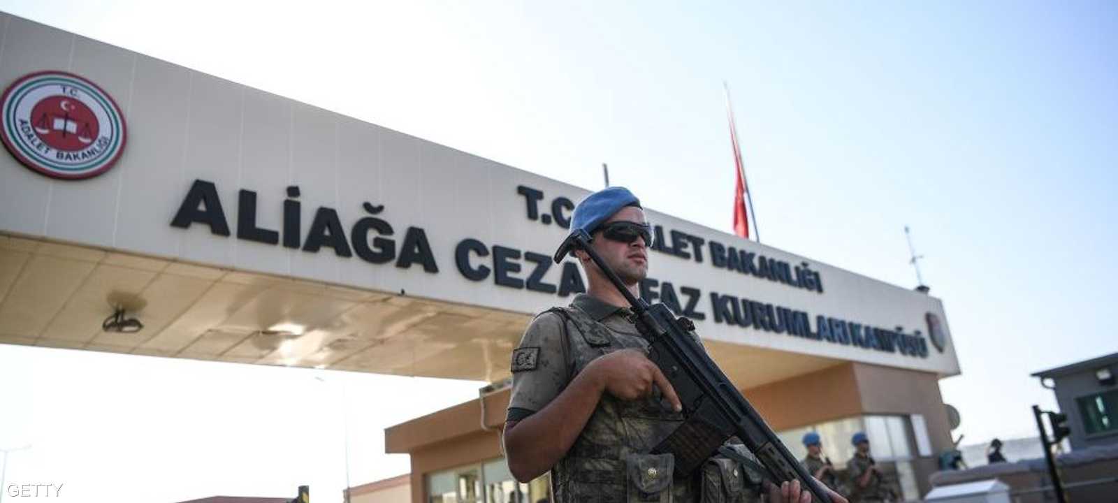 السجون التركية استقبلت مئات الآلاف من المواطنين الأتراك