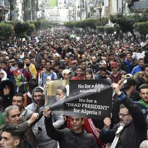 مطالبة شعبية بعدم ترشح بوتفليقة لولاية خامسة