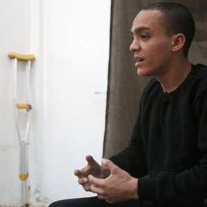 ينحدر منصف المخير من أصول مغربية ونشأ في إيطاليا